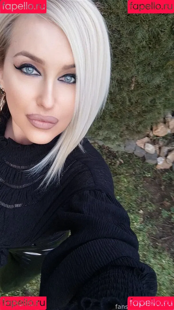 Catinca Onlyfans Photo Gallery 