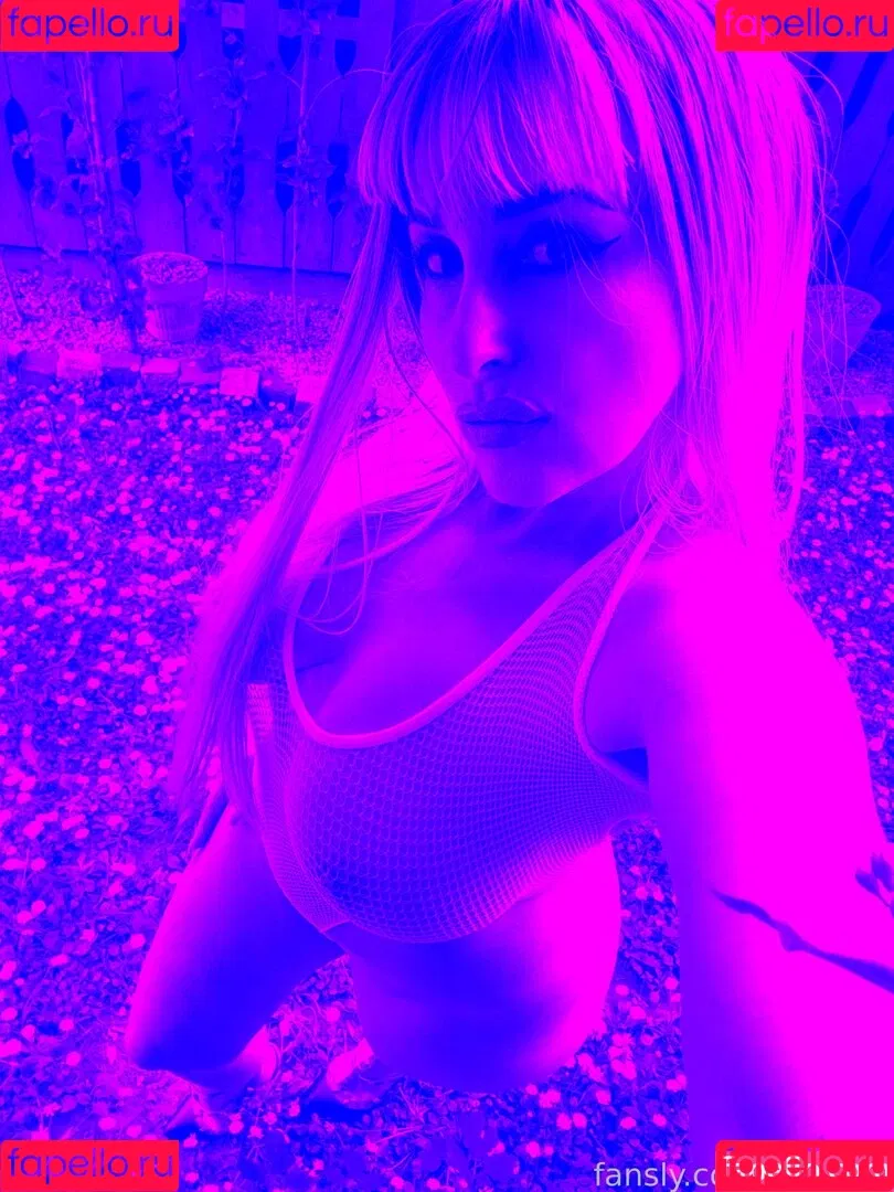Catinca Onlyfans Photo Gallery 
