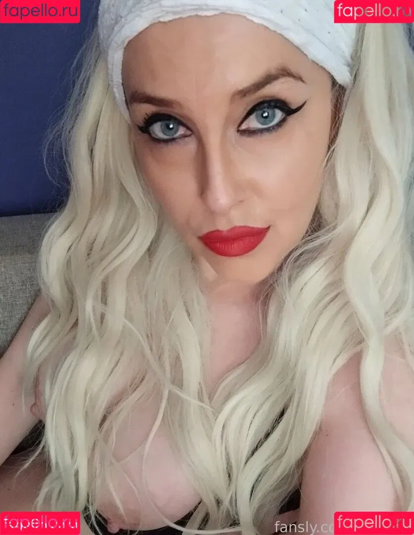 Catinca Onlyfans Photo Gallery 