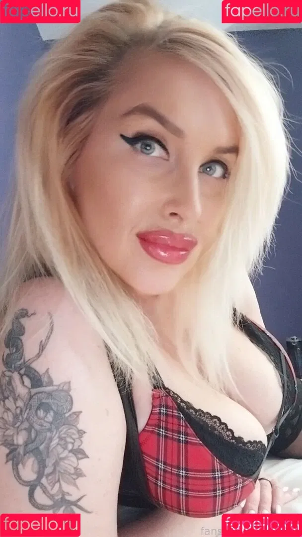Catinca Onlyfans Photo Gallery 
