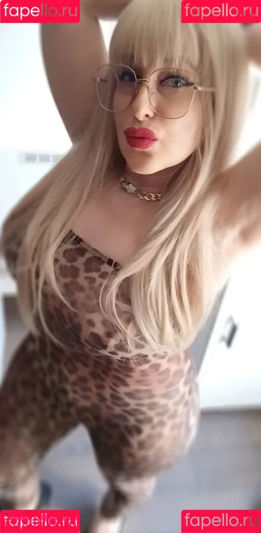 Catinca Onlyfans Photo Gallery 