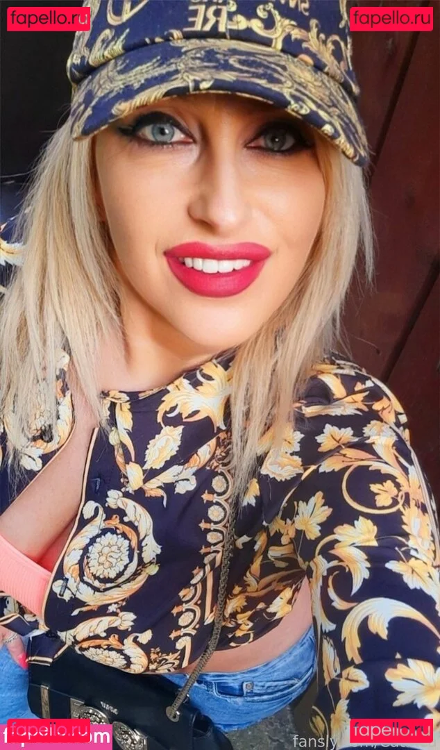 Catinca Onlyfans Photo Gallery 