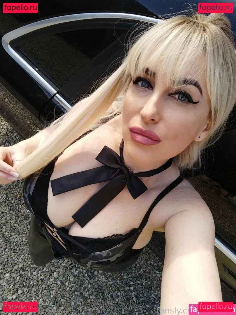 Catinca Onlyfans Photo Gallery 