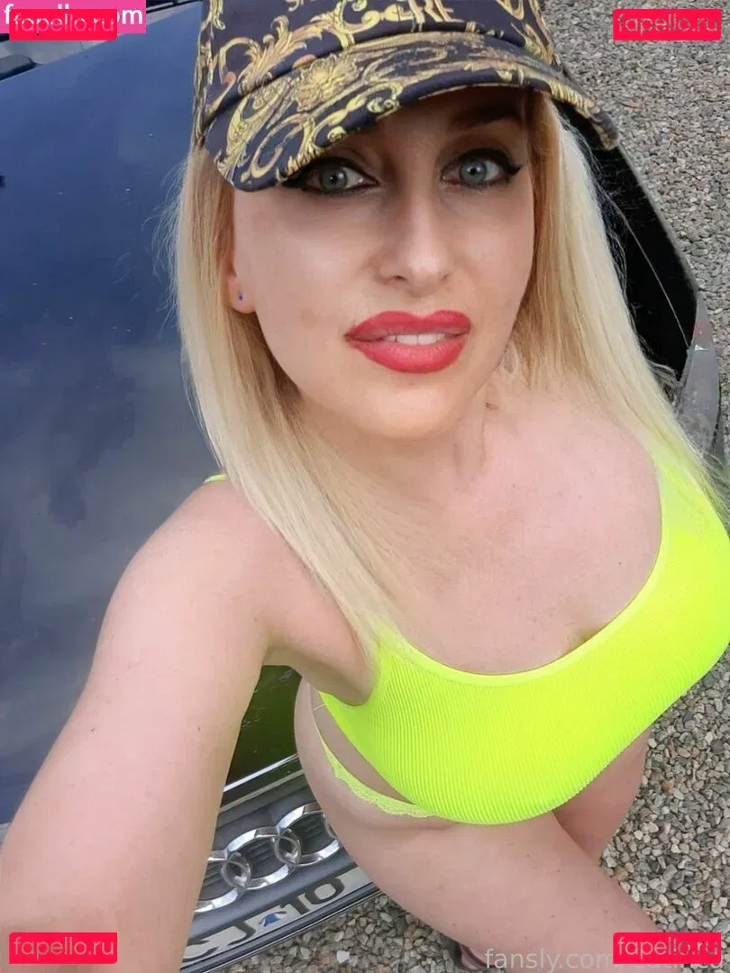 Catinca Onlyfans Photo Gallery 