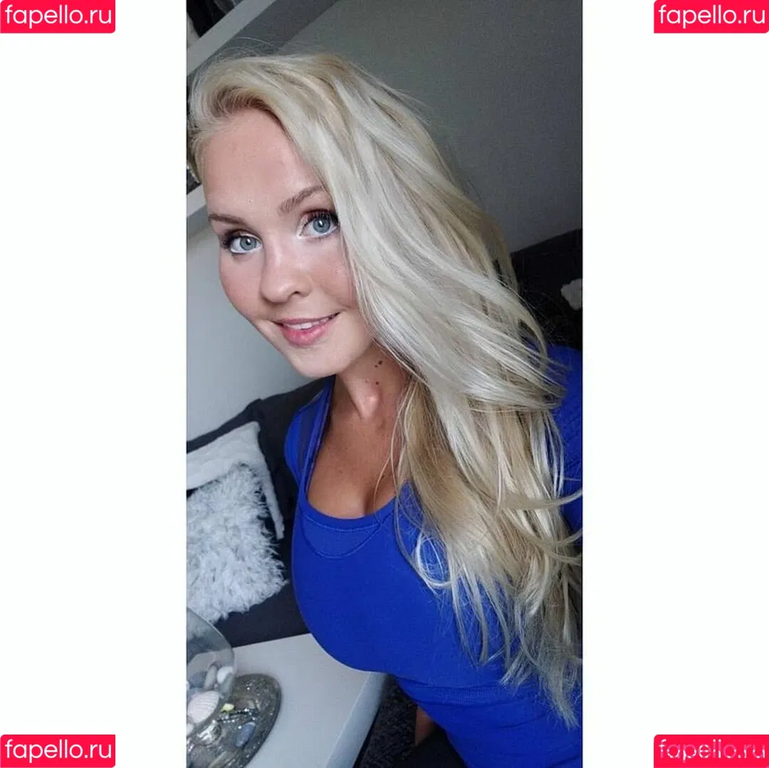Emilia Linden Onlyfans Photo Gallery 