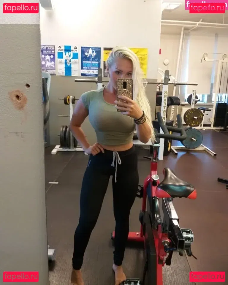 Emilia Linden Onlyfans Photo Gallery 