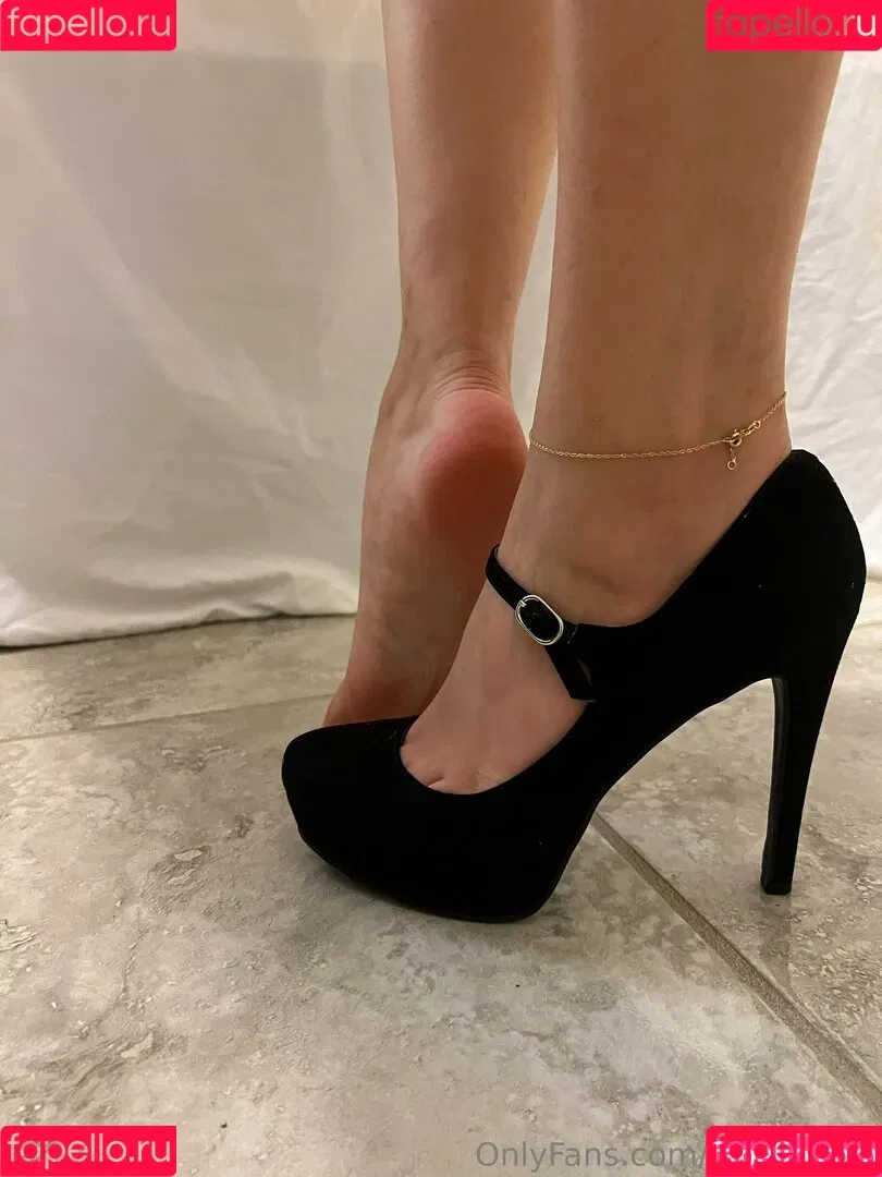 walkingaia Onlyfans Photo Gallery 