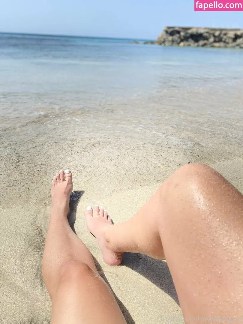 walkingaia Onlyfans Photo Gallery 