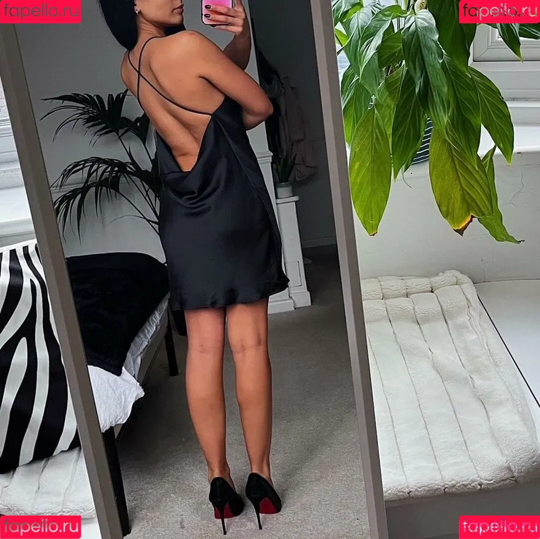 Amy Malin Onlyfans Photo Gallery 