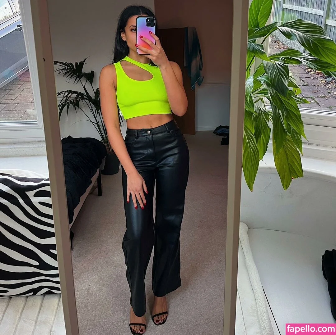 Amy Malin Onlyfans Photo Gallery 