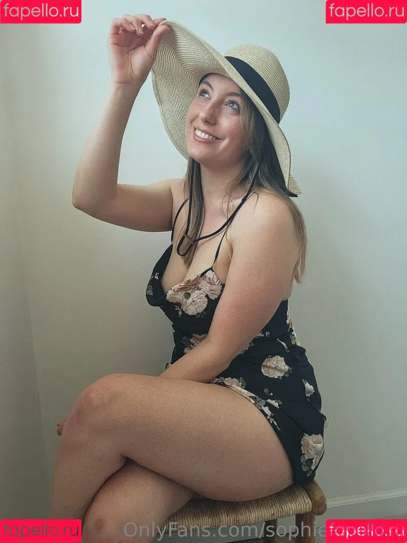 Sophie_fennec Onlyfans Photo Gallery 