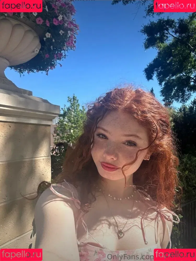 Livia Paige Onlyfans Photo Gallery 