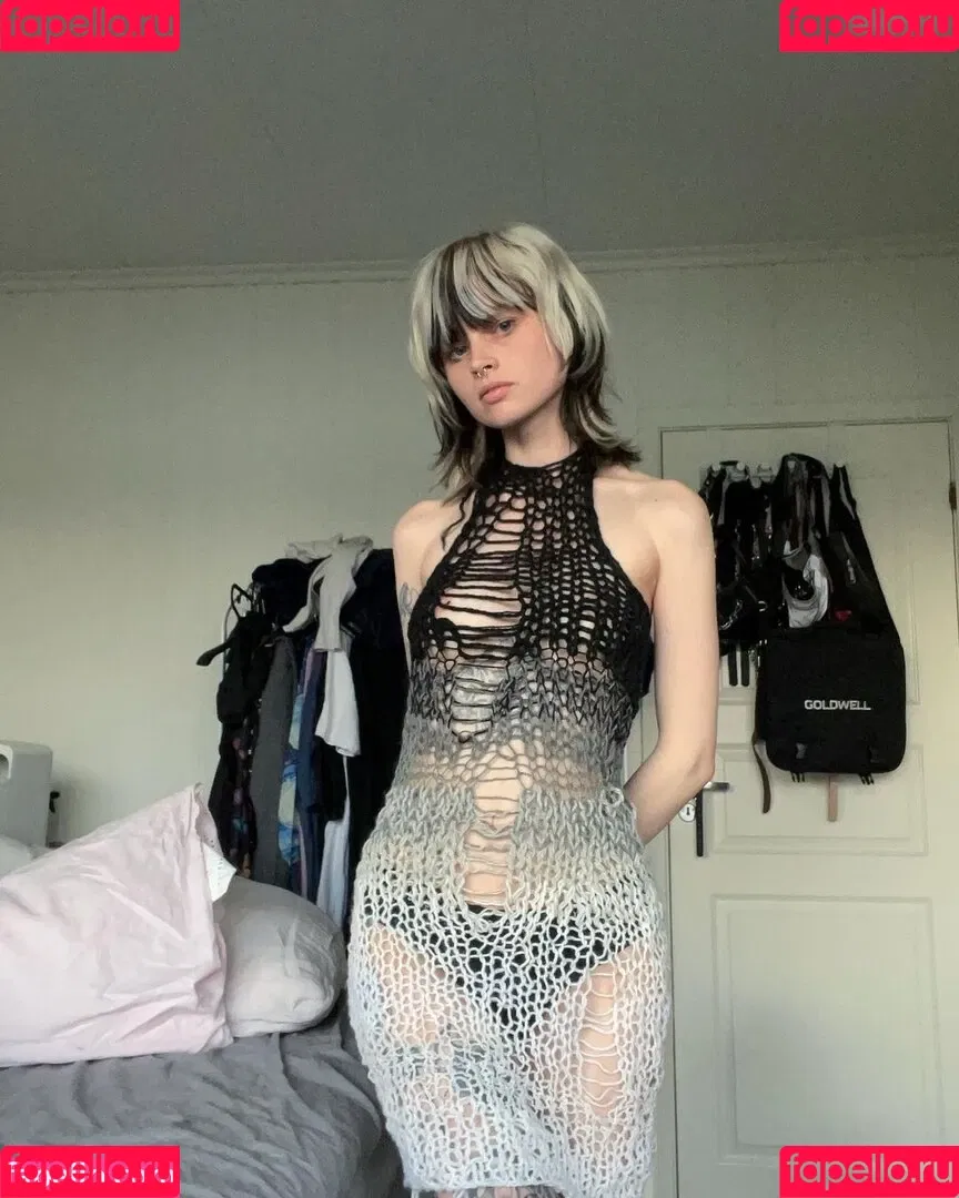 julianneiwj Onlyfans Photo Gallery 