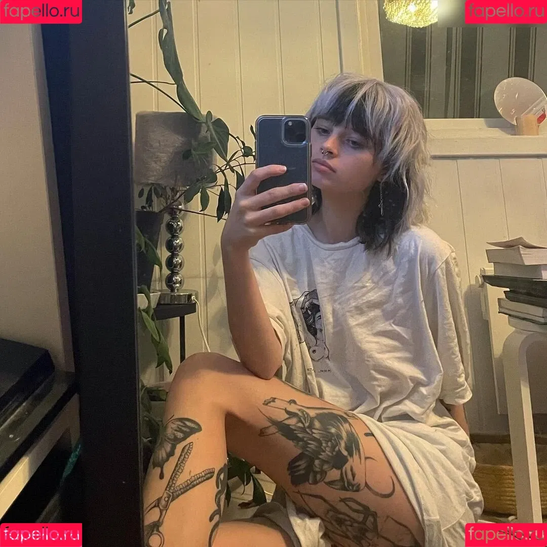 julianneiwj Onlyfans Photo Gallery 