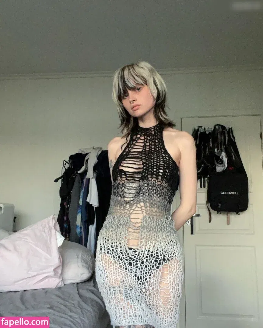 julianneiwj Onlyfans Photo Gallery 