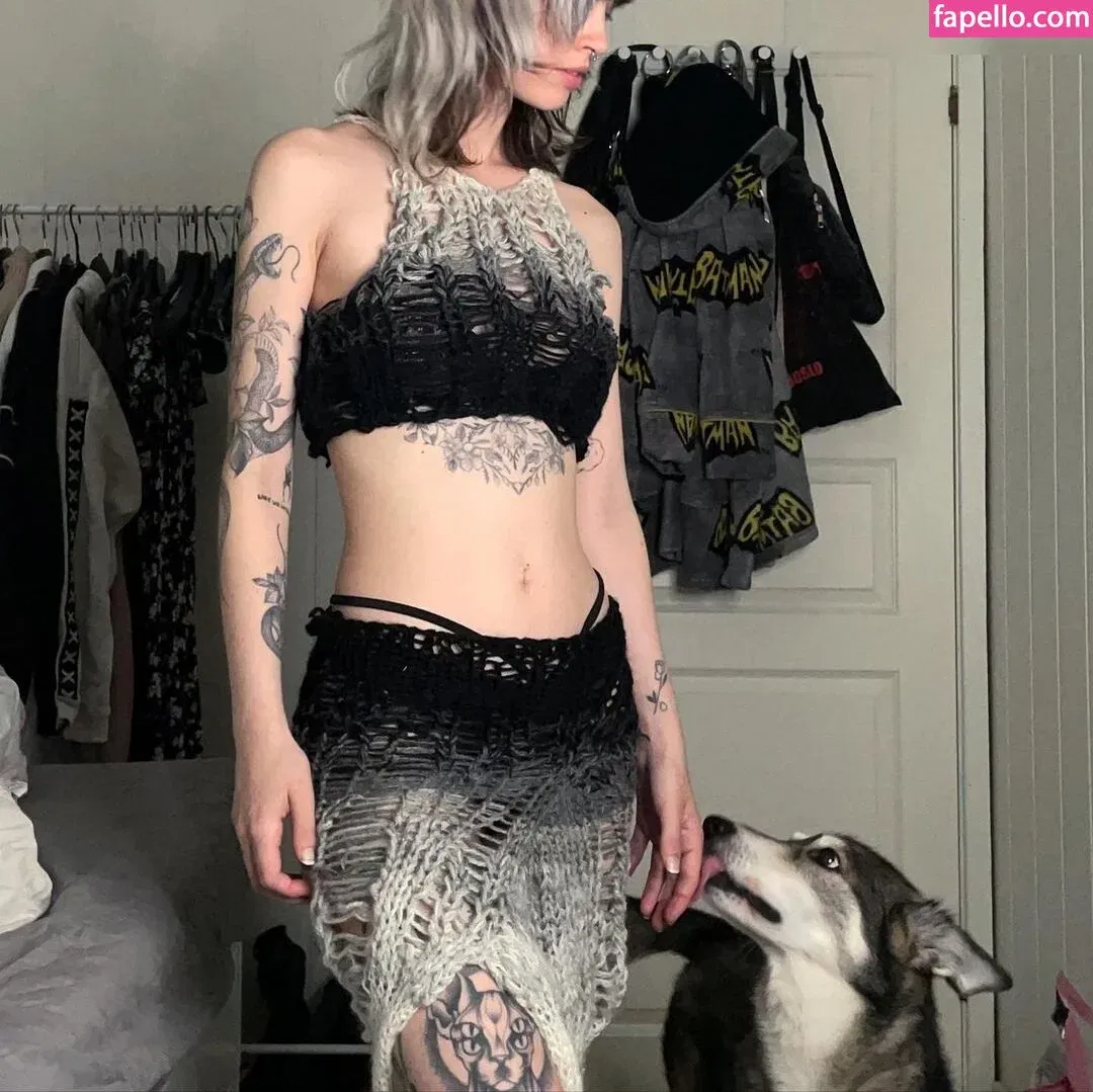 julianneiwj Onlyfans Photo Gallery 