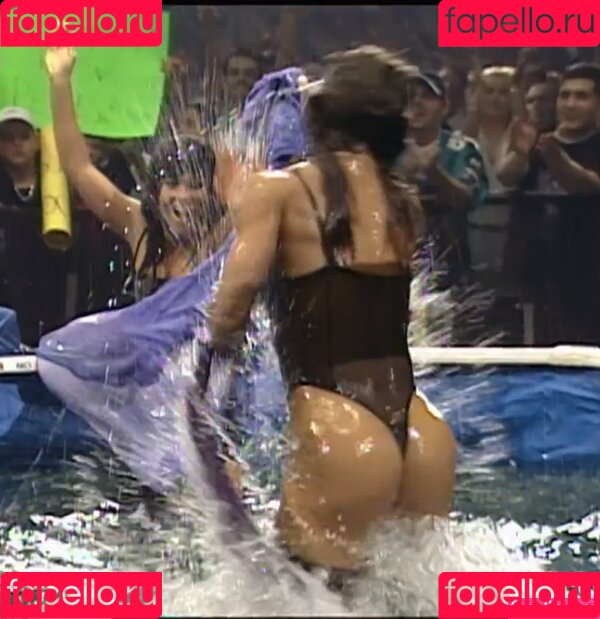 lisamorettiofficial Onlyfans Photo Gallery 