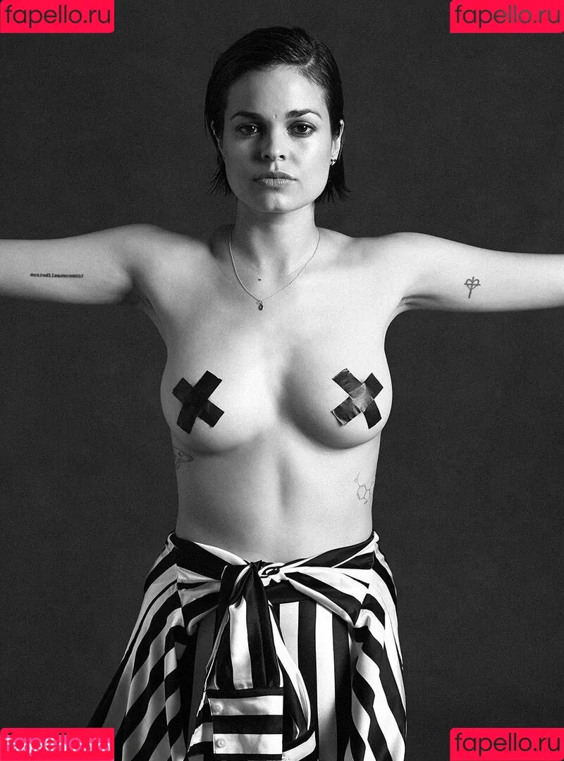 Lina Esco Onlyfans Photo Gallery 