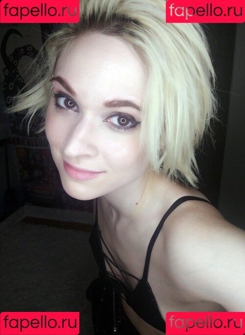 Mars Mayhem Onlyfans Photo Gallery 