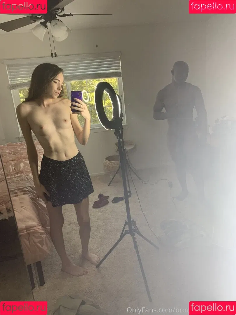 Brooke Johnson Onlyfans Photo Gallery 