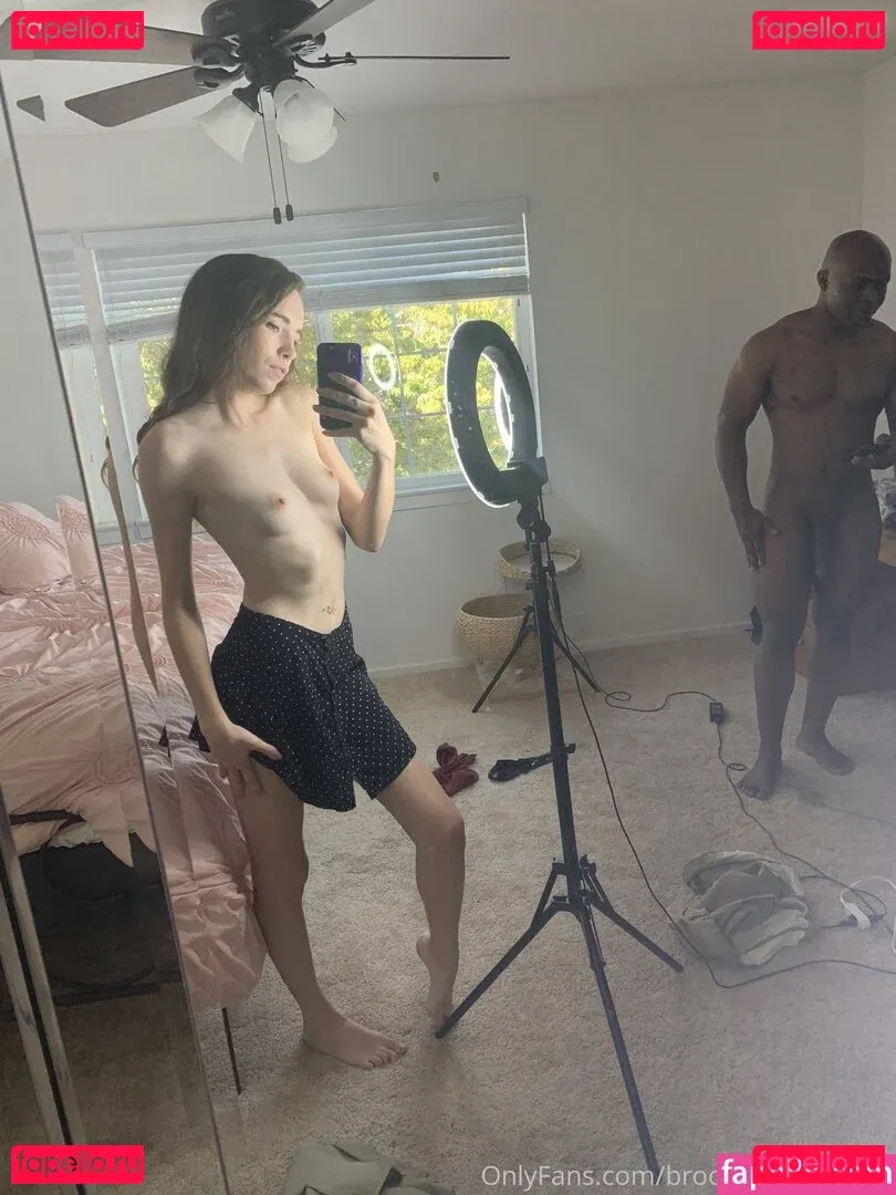 Brooke Johnson Onlyfans Photo Gallery 