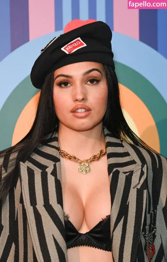 Mabel McVey Onlyfans Photo Gallery 