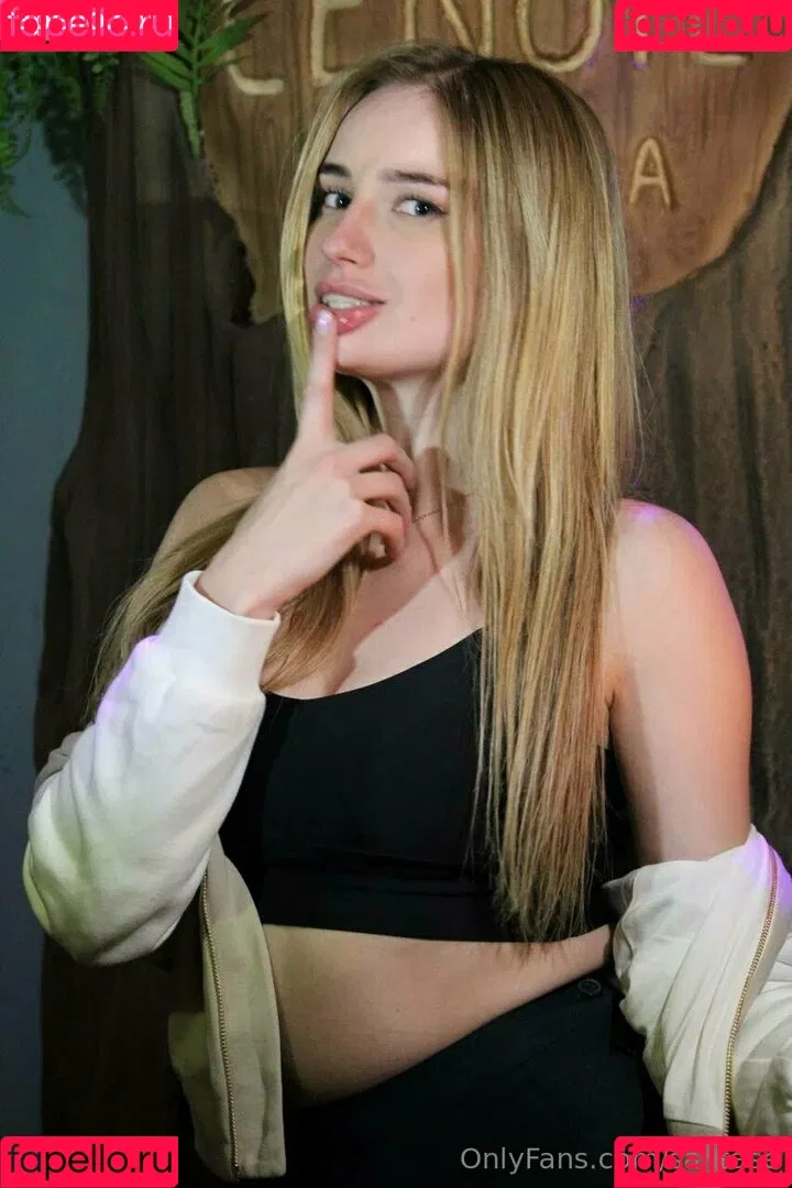 santase Onlyfans Photo Gallery 