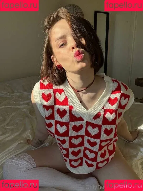 amjulia Onlyfans Photo Gallery 