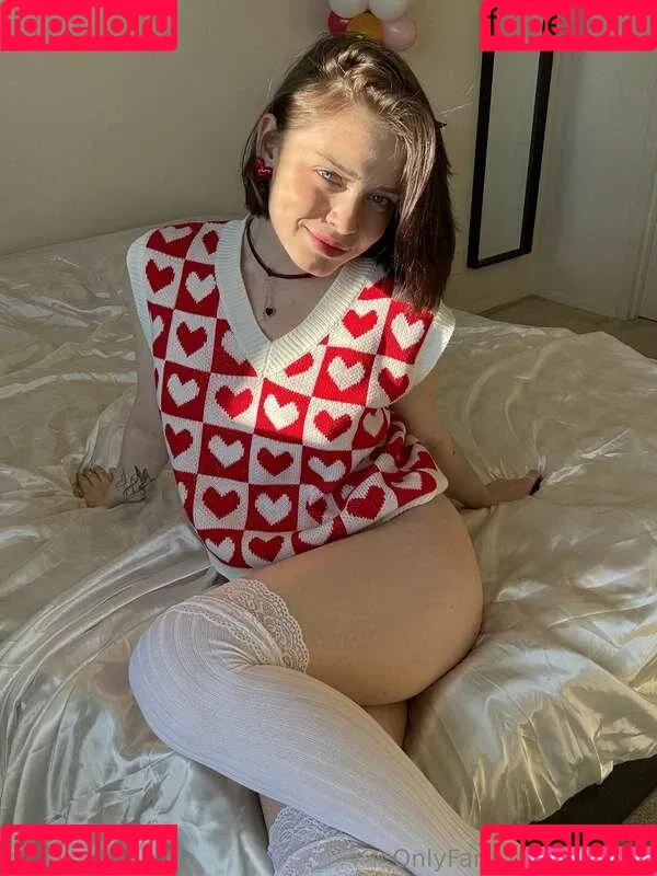 amjulia Onlyfans Photo Gallery 