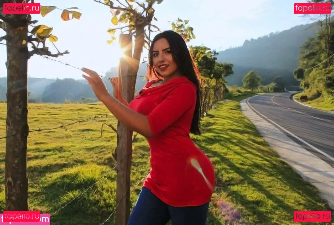 amjulia Onlyfans Photo Gallery 