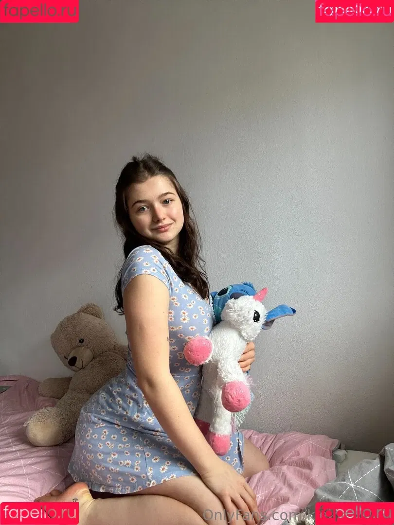 Malá Holčička Onlyfans Photo Gallery 