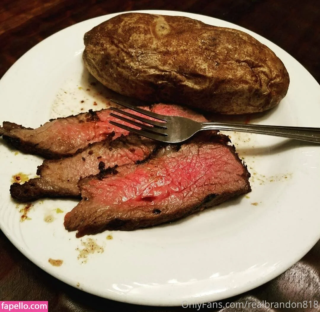 realbrandon818 Onlyfans Photo Gallery 