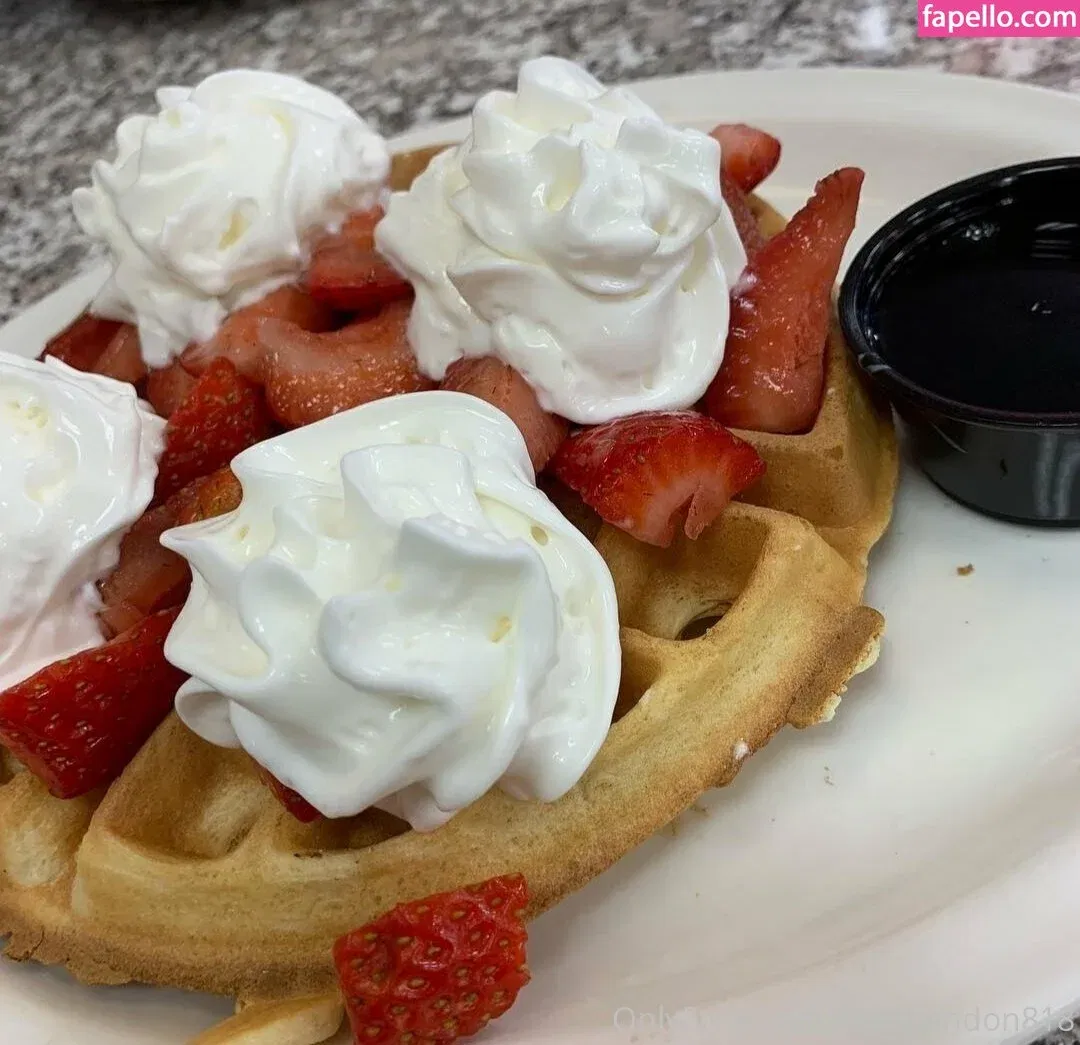 realbrandon818 Onlyfans Photo Gallery 