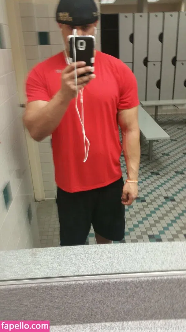 realbrandon818 Onlyfans Photo Gallery 