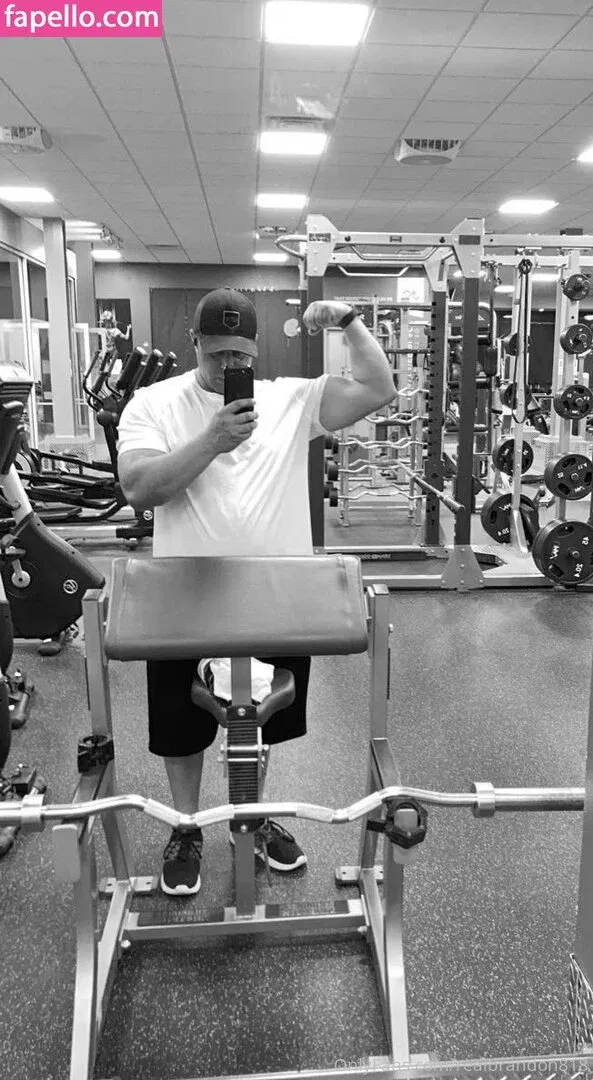 realbrandon818 Onlyfans Photo Gallery 