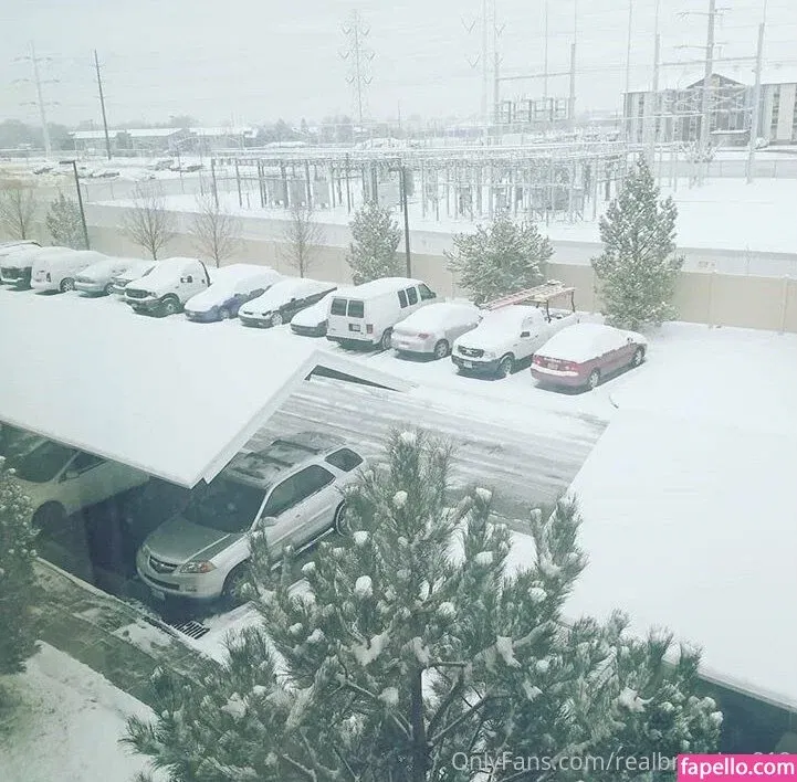 realbrandon818 Onlyfans Photo Gallery 