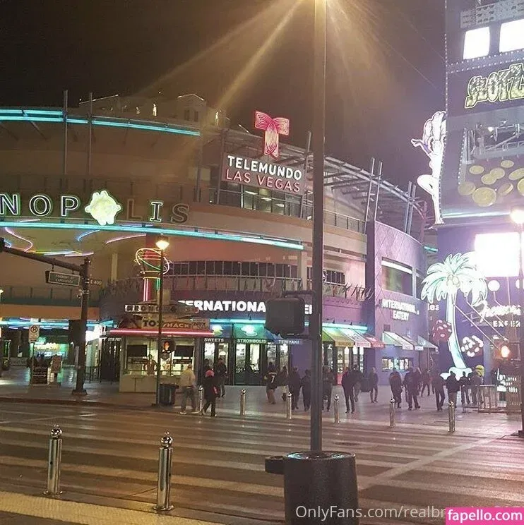 realbrandon818 Onlyfans Photo Gallery 