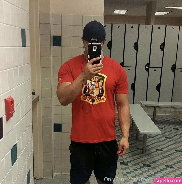 realbrandon818 Onlyfans Photo Gallery 