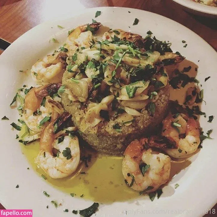 realbrandon818 Onlyfans Photo Gallery 