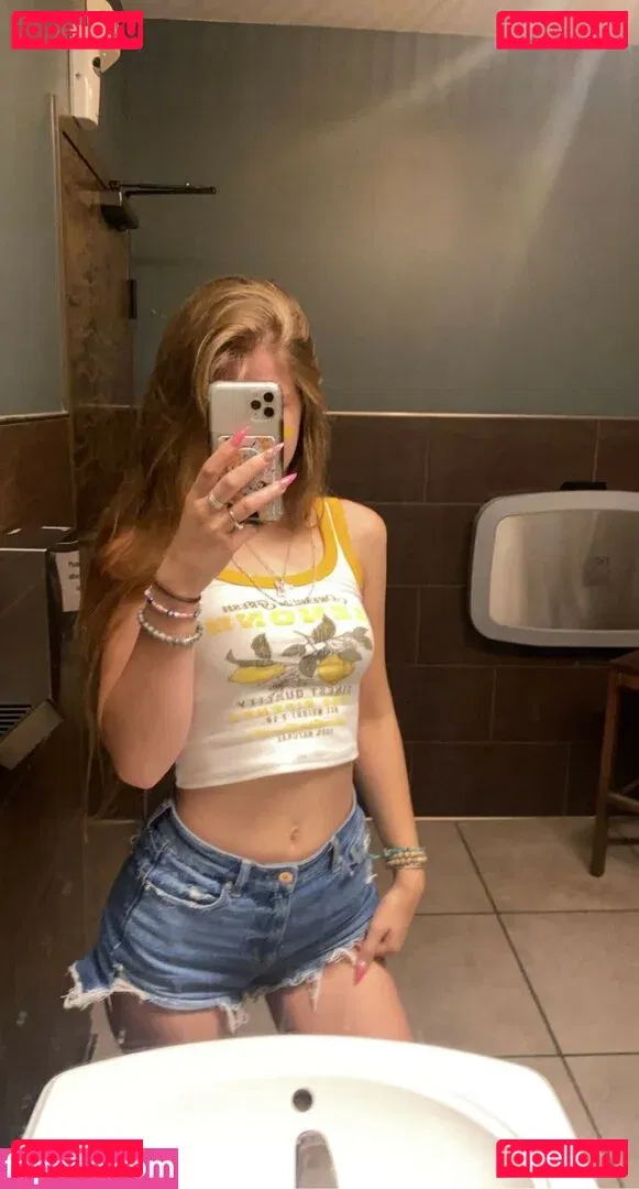 jem69710 Onlyfans Photo Gallery 