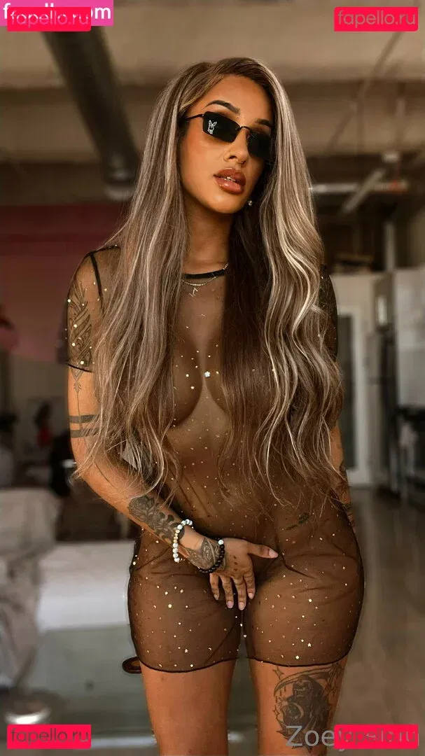 Zoey Sinn Onlyfans Photo Gallery 