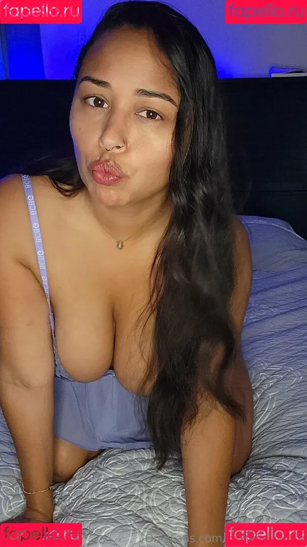 Tania Maduro Onlyfans Photo Gallery 