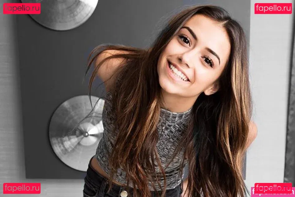 Ashlund Jade Onlyfans Photo Gallery 