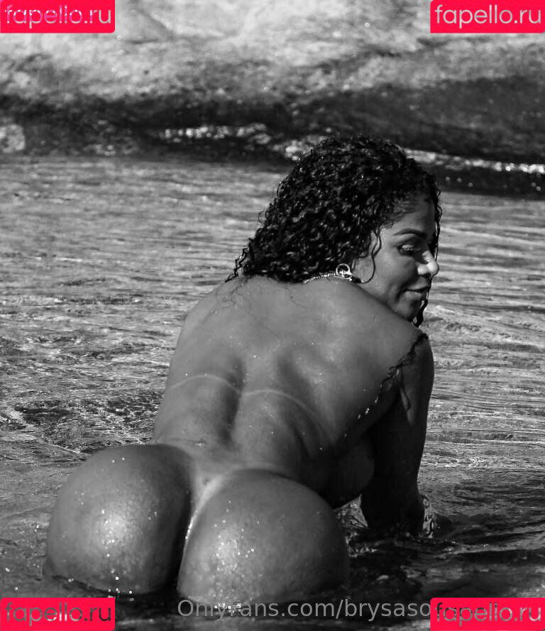 Brysa Sousa Onlyfans Photo Gallery 