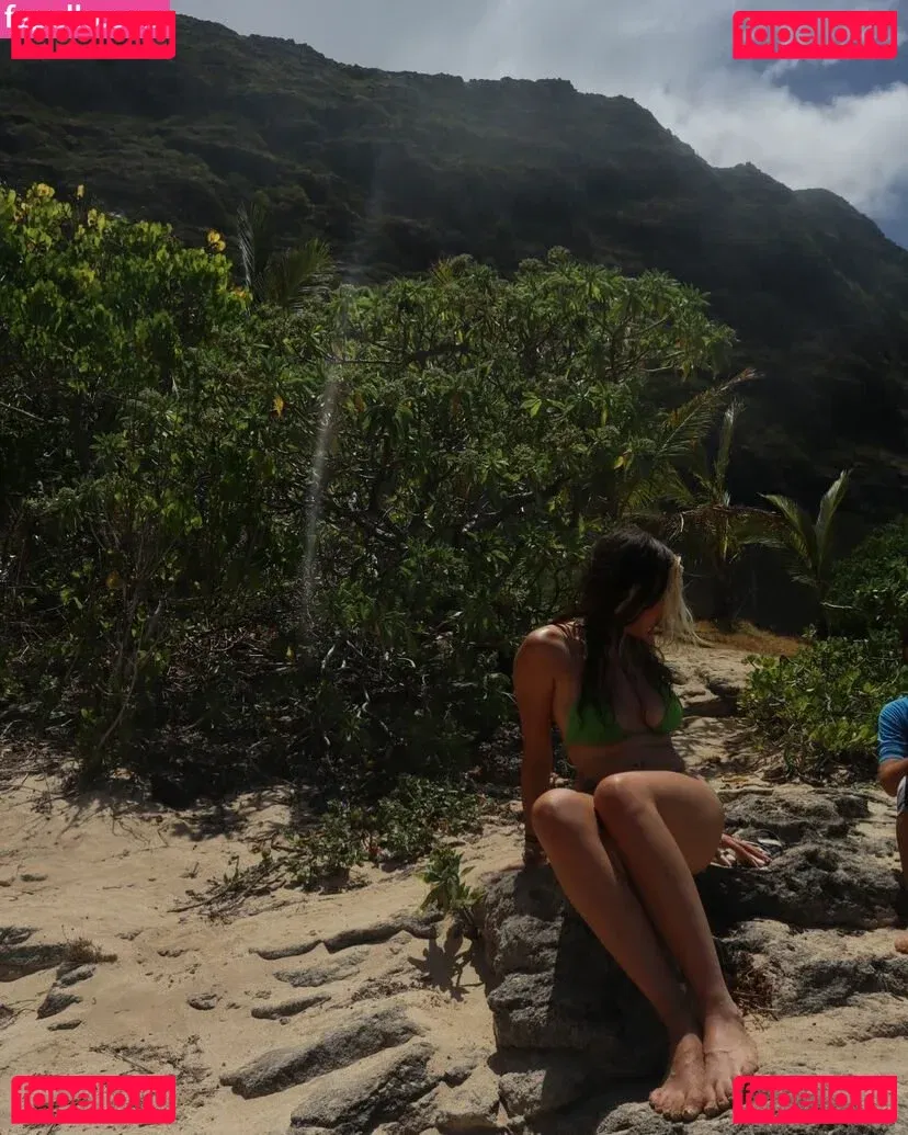 Trippi Miki Onlyfans Photo Gallery 