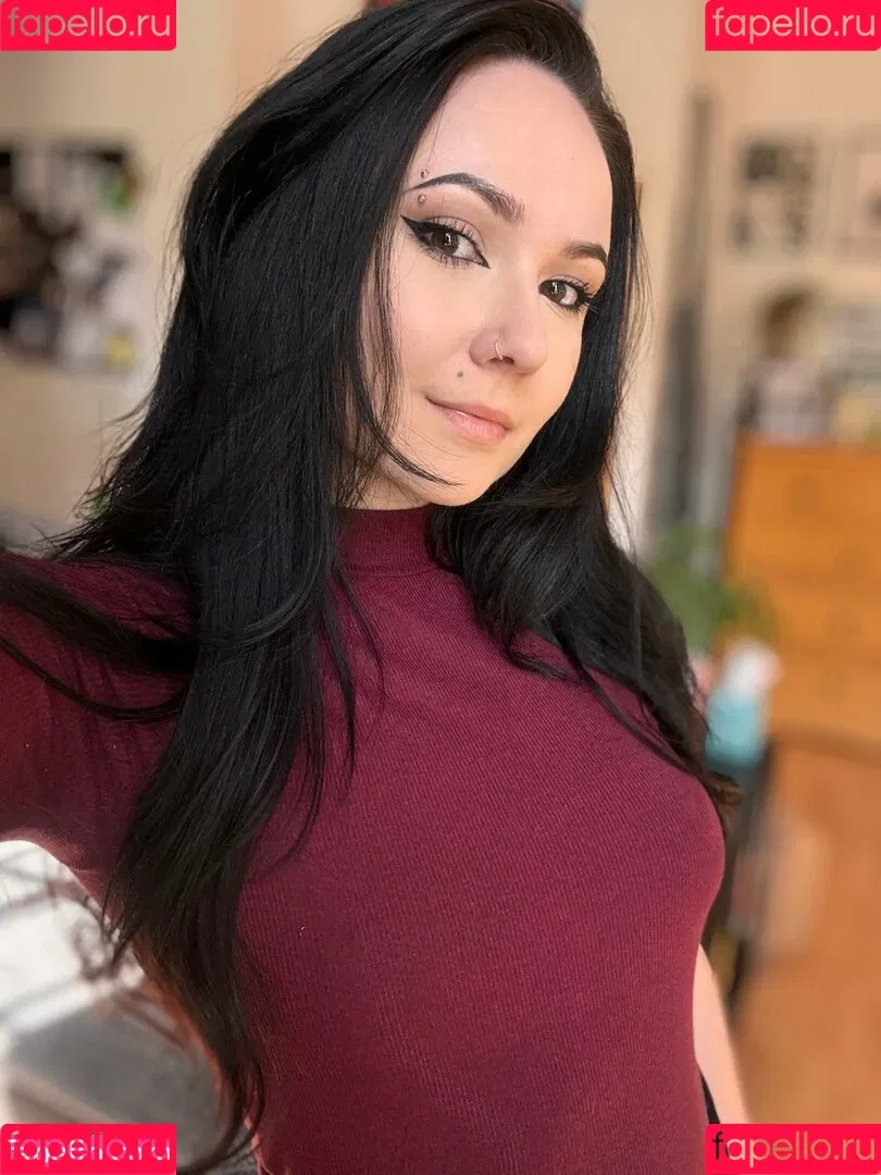 Cockneygoth Onlyfans Photo Gallery 