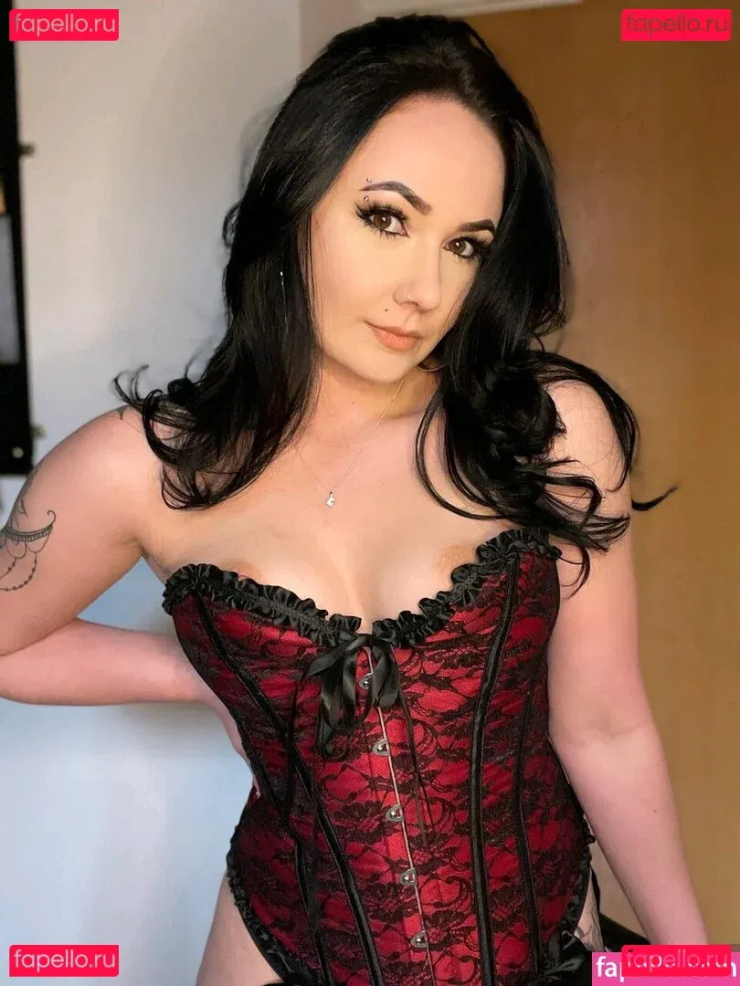 Cockneygoth Onlyfans Photo Gallery 