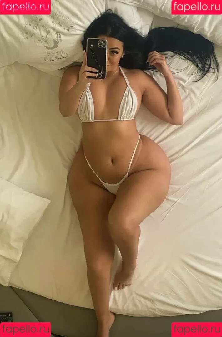 Aryane Casadei Onlyfans Photo Gallery 
