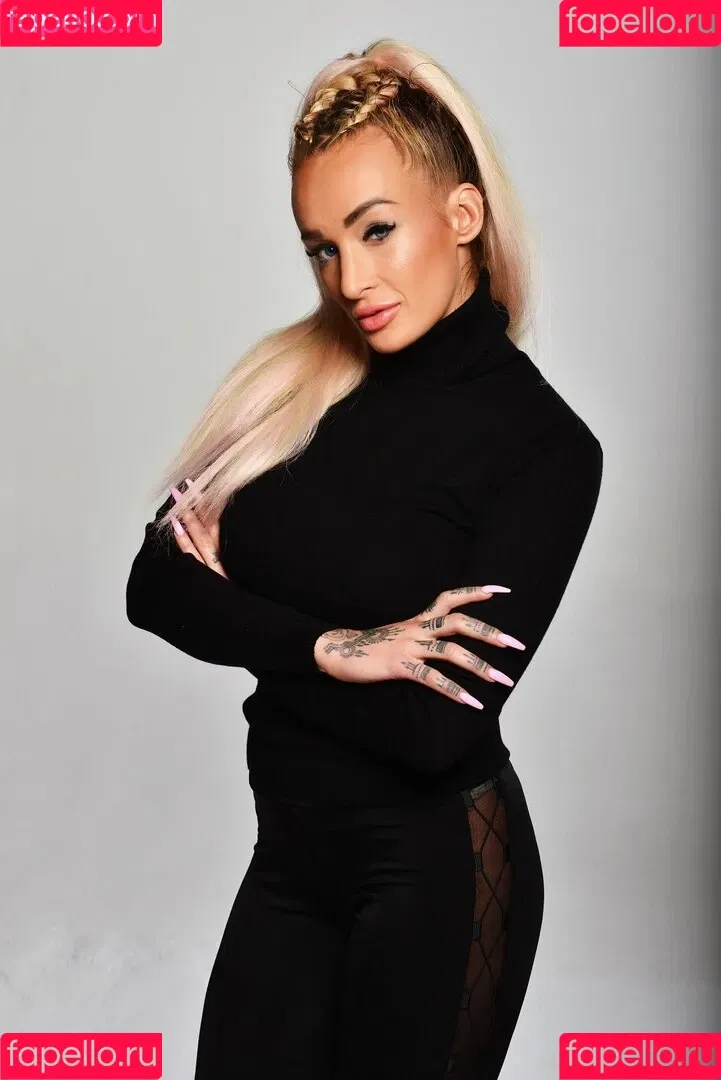Daisy Lee Onlyfans Photo Gallery 