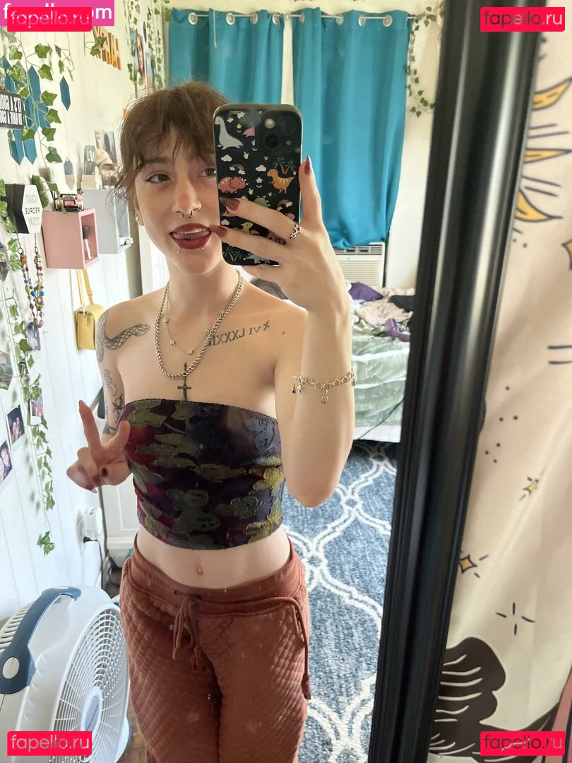 Daisy Lee Onlyfans Photo Gallery 